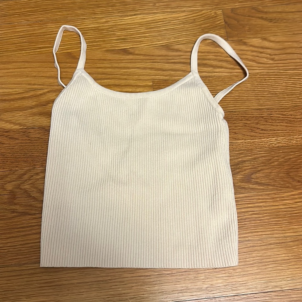 Cute ribbed crop top
